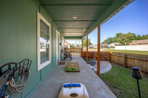 Casita - Newly Remodeled, Fenced in Yard, Nearby Downtown & Paycom Center